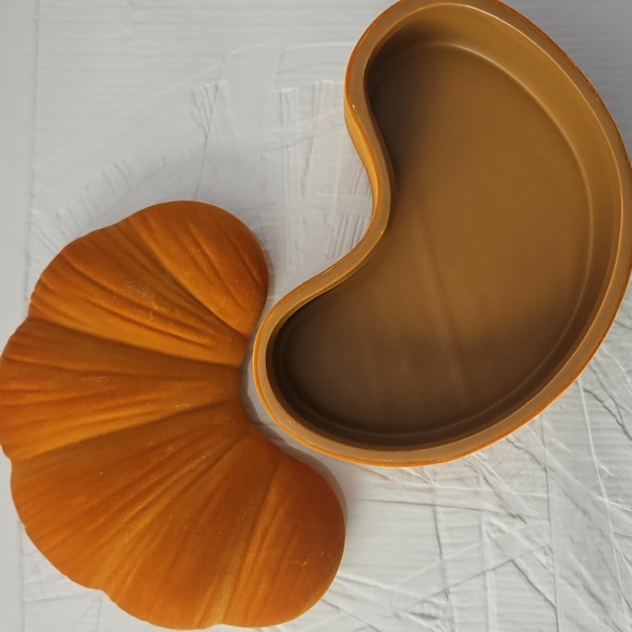 2** Croissant-Shell-Shaped Decorative Catch-All Storage - Picture 12 of 12